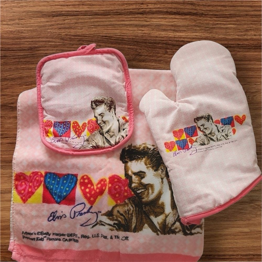 Elvis Presley Kitchen Set with Pink Accents